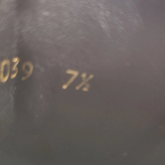 (61410-1) Louis Vuitton Men's Shoes - Size 7.5 - Picture 15 of 15